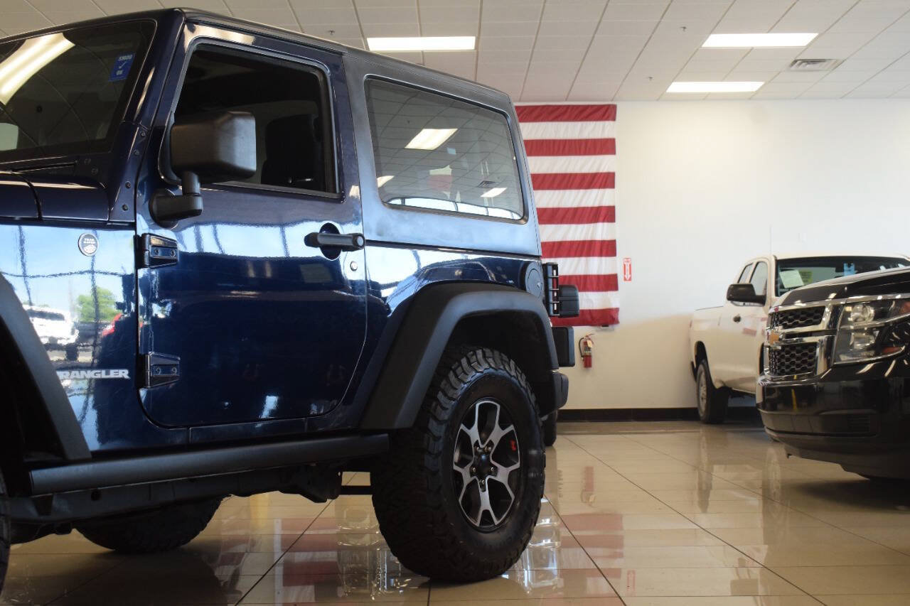 Used 2013 Jeep Wrangler Rubicon w/ PWR Convenience Group AWD/4WD image 17