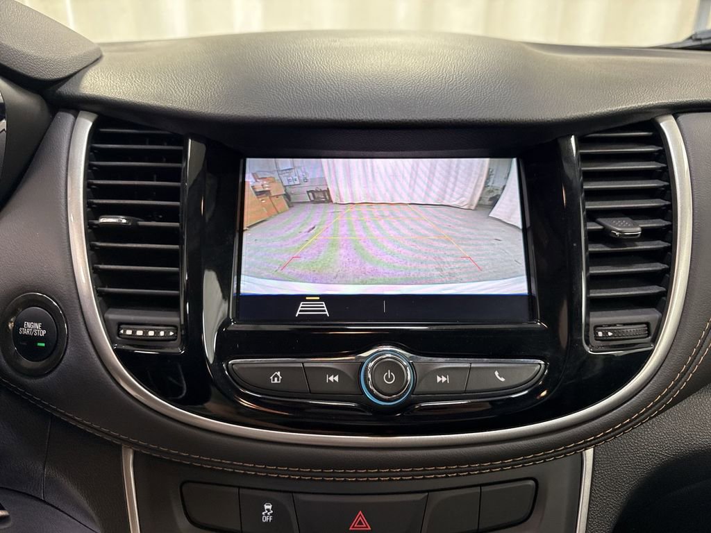 Certified 2022 Chevrolet Trax LT w/ LT Convenience Package image 20