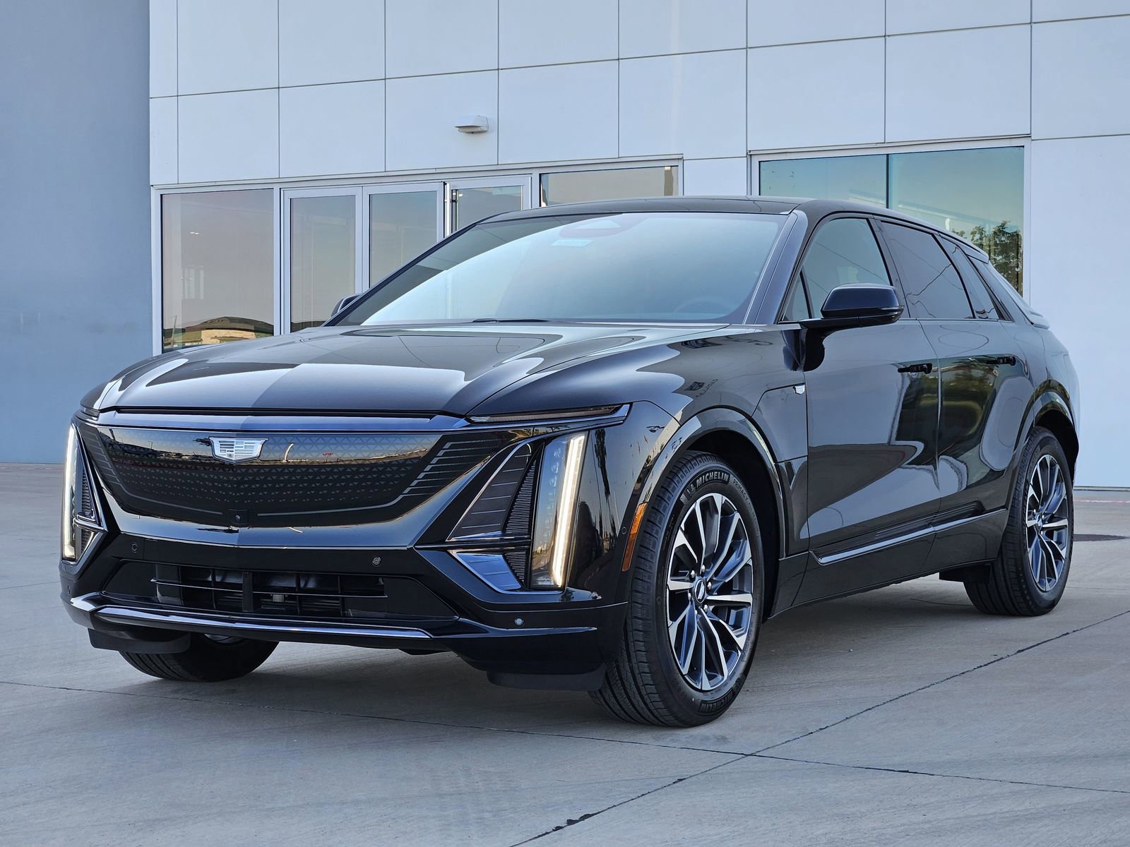New 2026 Cadillac Lyriq Premium Sport image 8