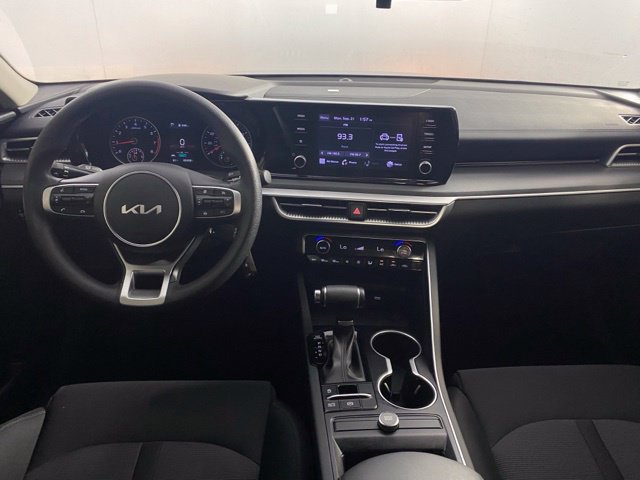 Used 2022 Kia K5 LX FWD image 24
