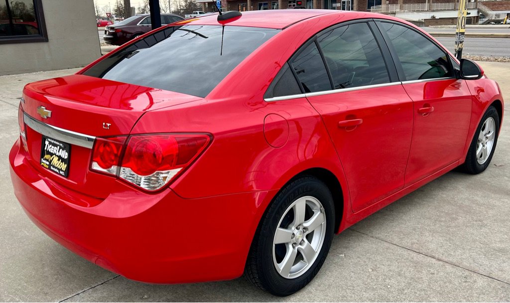 Used 2016 Chevrolet Cruze LT image 7