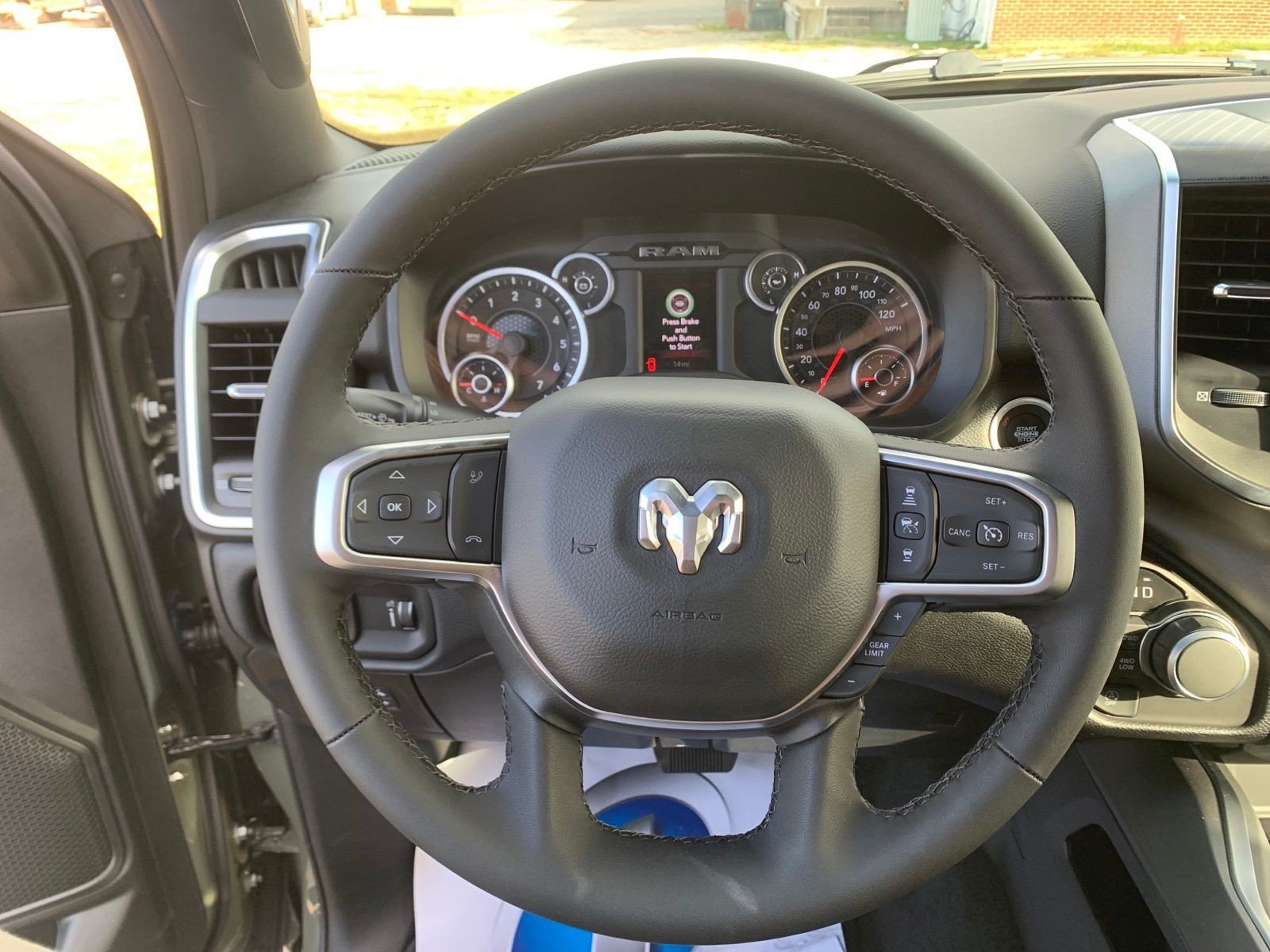 New 2026 RAM 1500 Big Horn AWD/4WD image 16