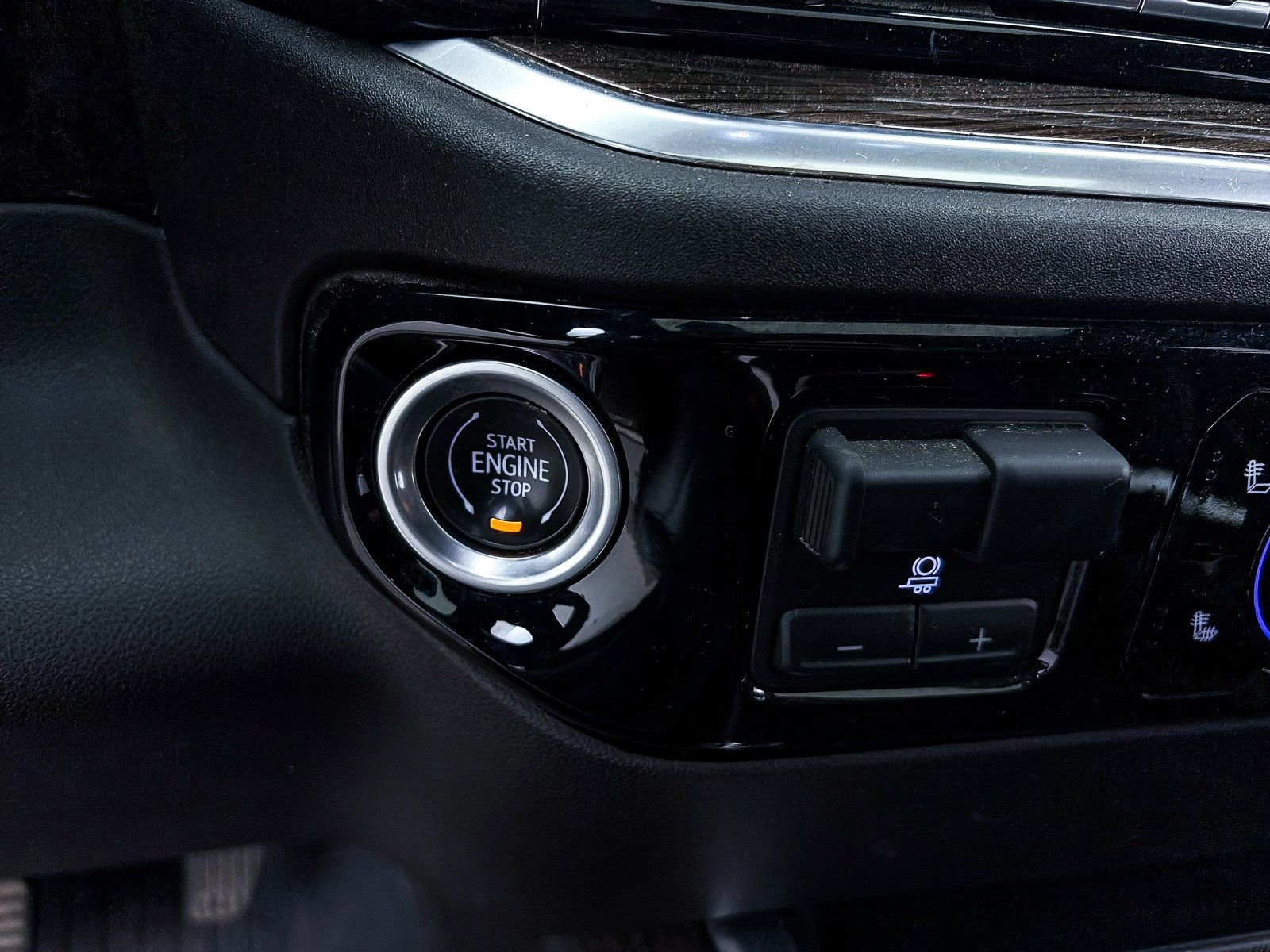 Used 2022 Chevrolet Silverado 1500 RST image 25