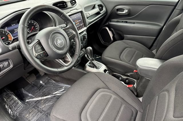 Used 2022 Jeep Renegade Latitude w/ Convenience Group image 10