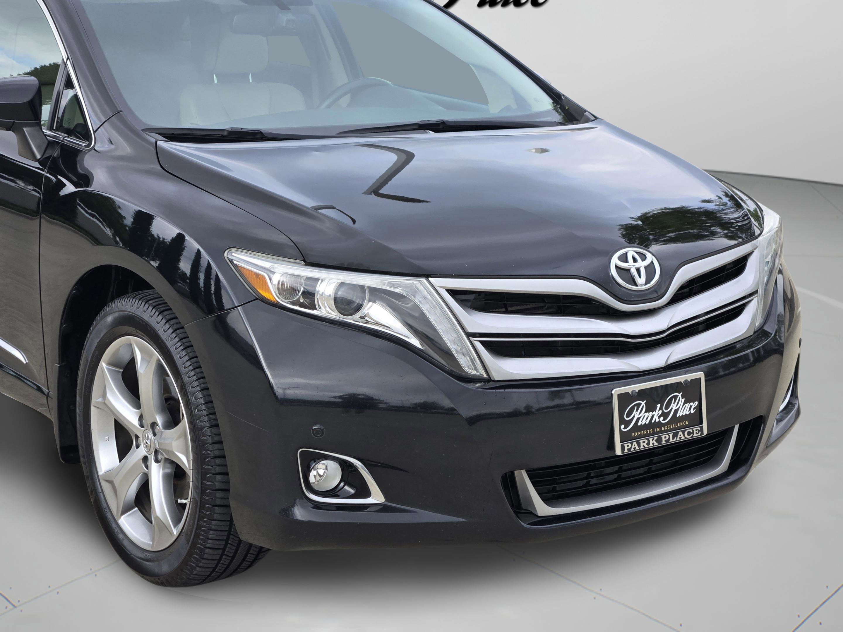 Used 2014 Toyota Venza Limited w/ Tow Prep Package AWD/4WD image 33