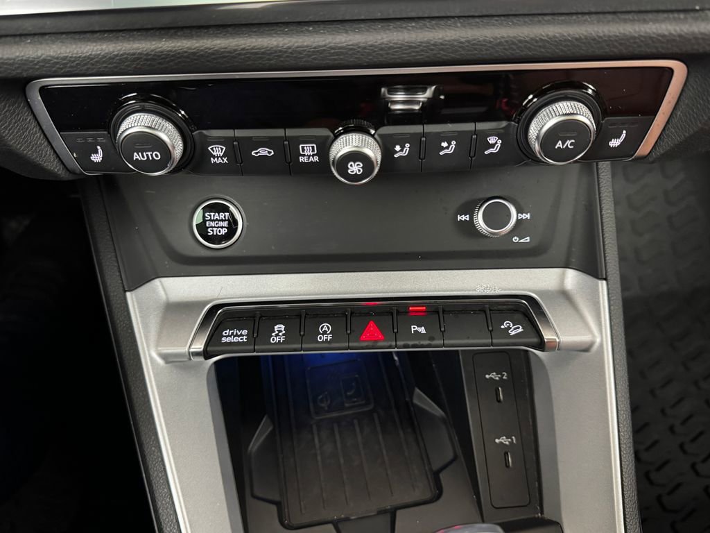 Used 2022 Audi Q3 2.0T Premium Plus w/ Premium Plus Package image 21