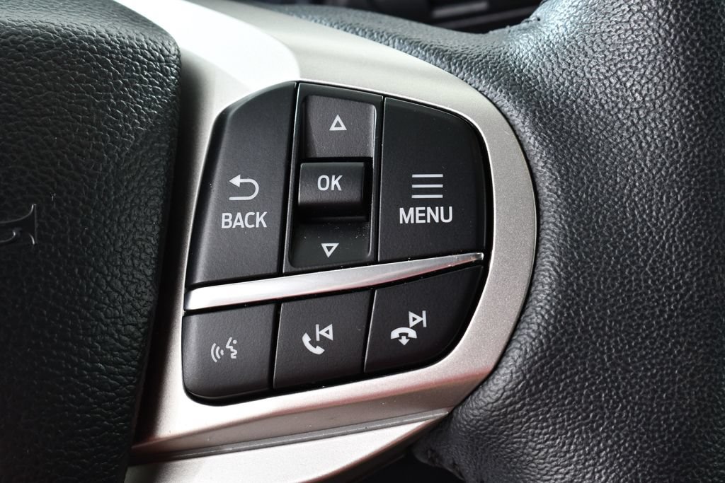 Used 2024 Ford Explorer XLT w/ Equipment Group 202A AWD/4WD image 34