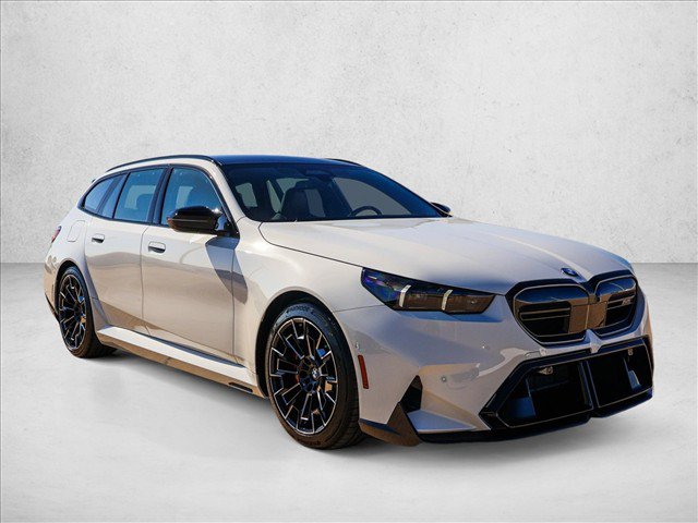 New 2027 BMW M5 Touring AWD/4WD image 3