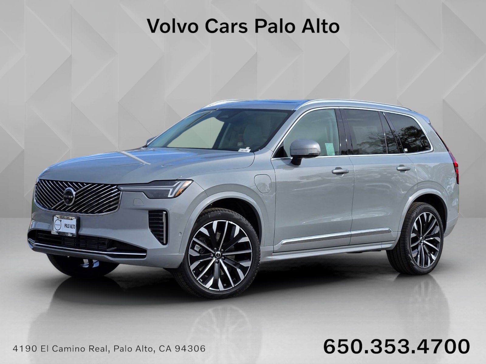 New 2026 Volvo XC90 T8 Ultra w/ Protection Package Premier