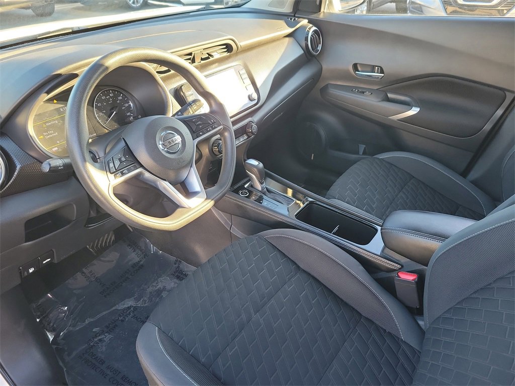 Certified 2021 Nissan Kicks SV image 14