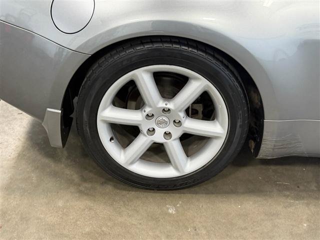 Used 2004 Nissan 350Z Touring RWD image 36