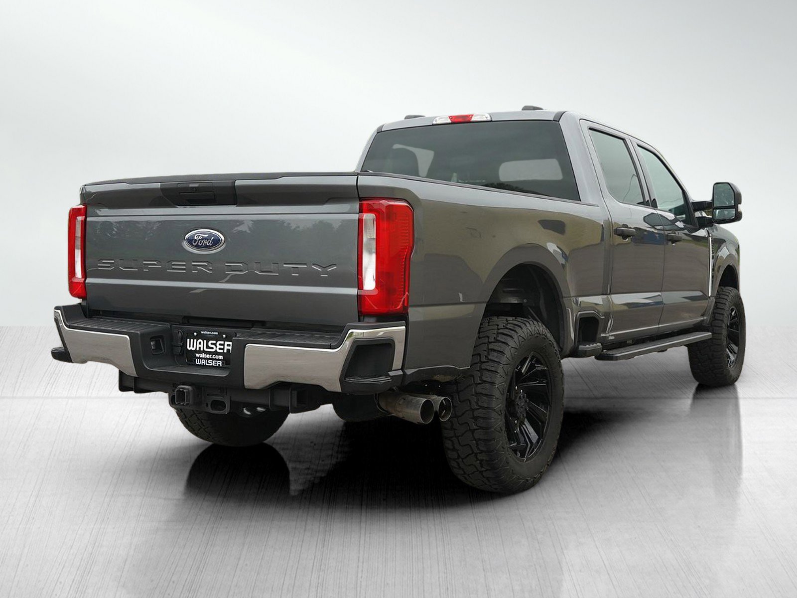 Used 2024 Ford F250 XLT AWD/4WD image 5