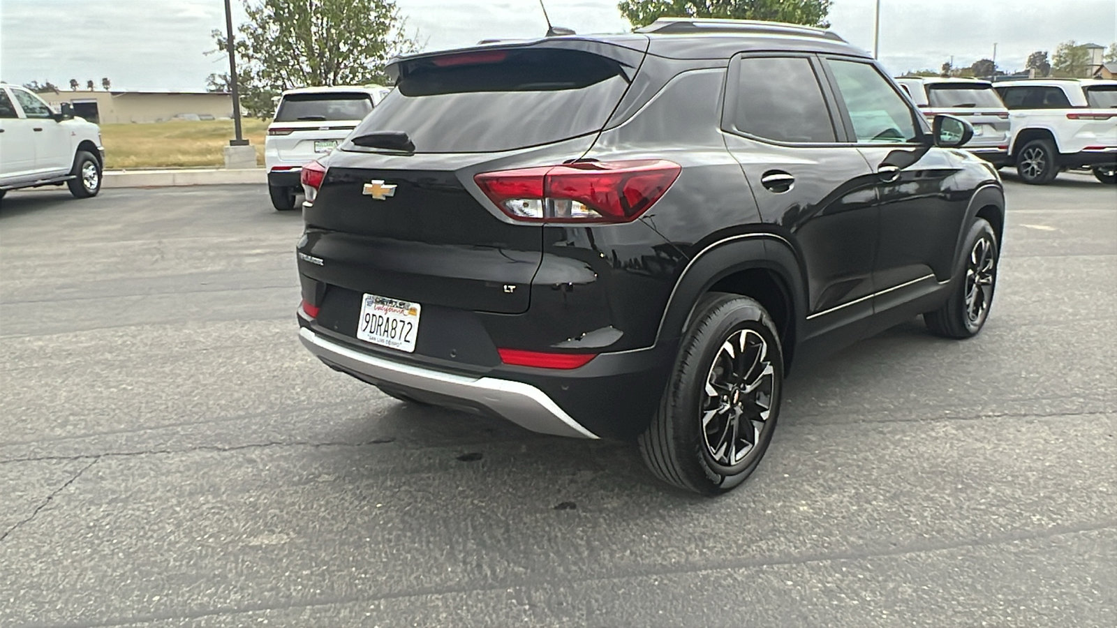 Used 2023 Chevrolet TrailBlazer LT w/ Convenience Package image 3