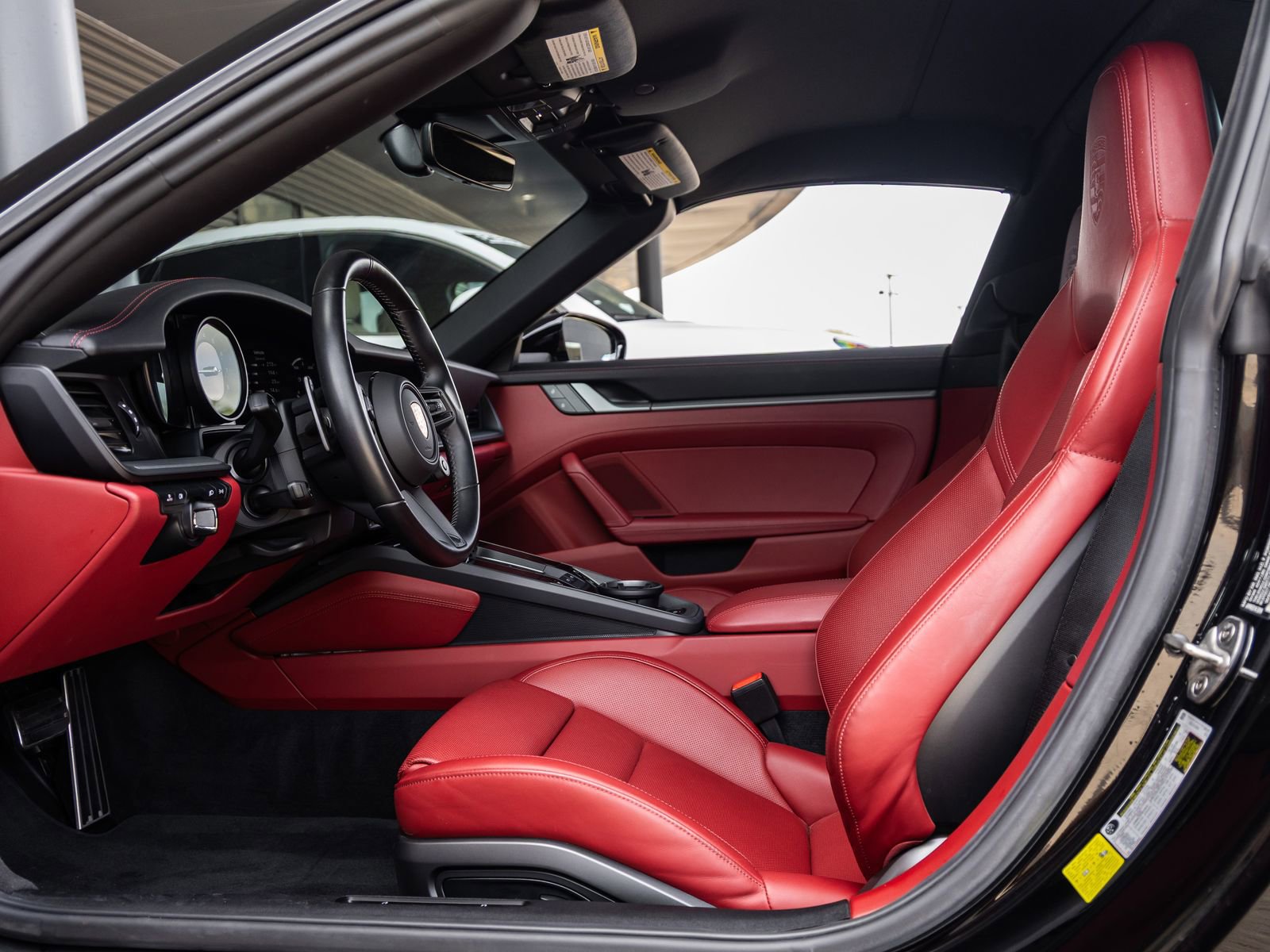 Certified 2024 Porsche 911 Targa 4S image 28