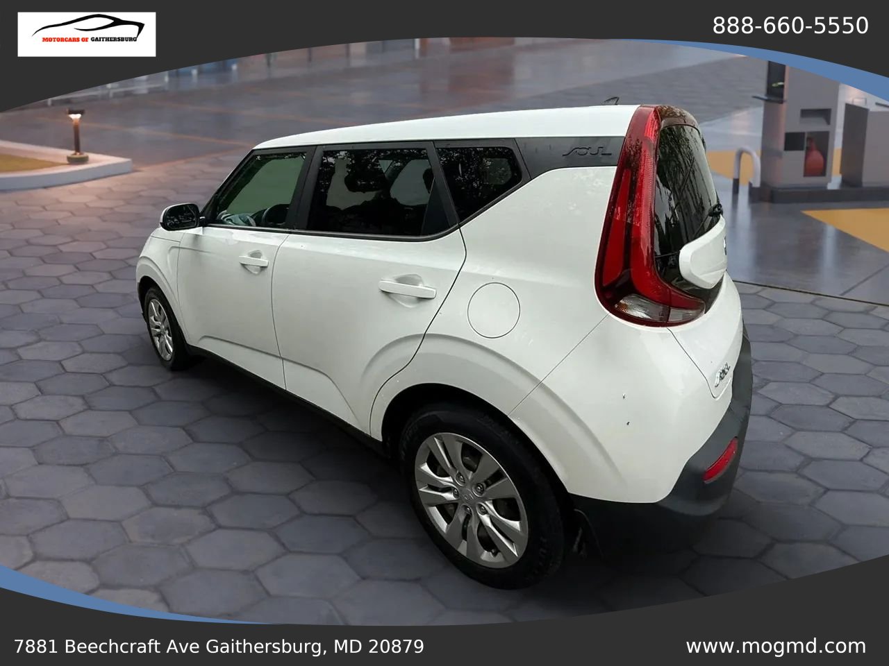 Used 2020 Kia Soul LX FWD image 4