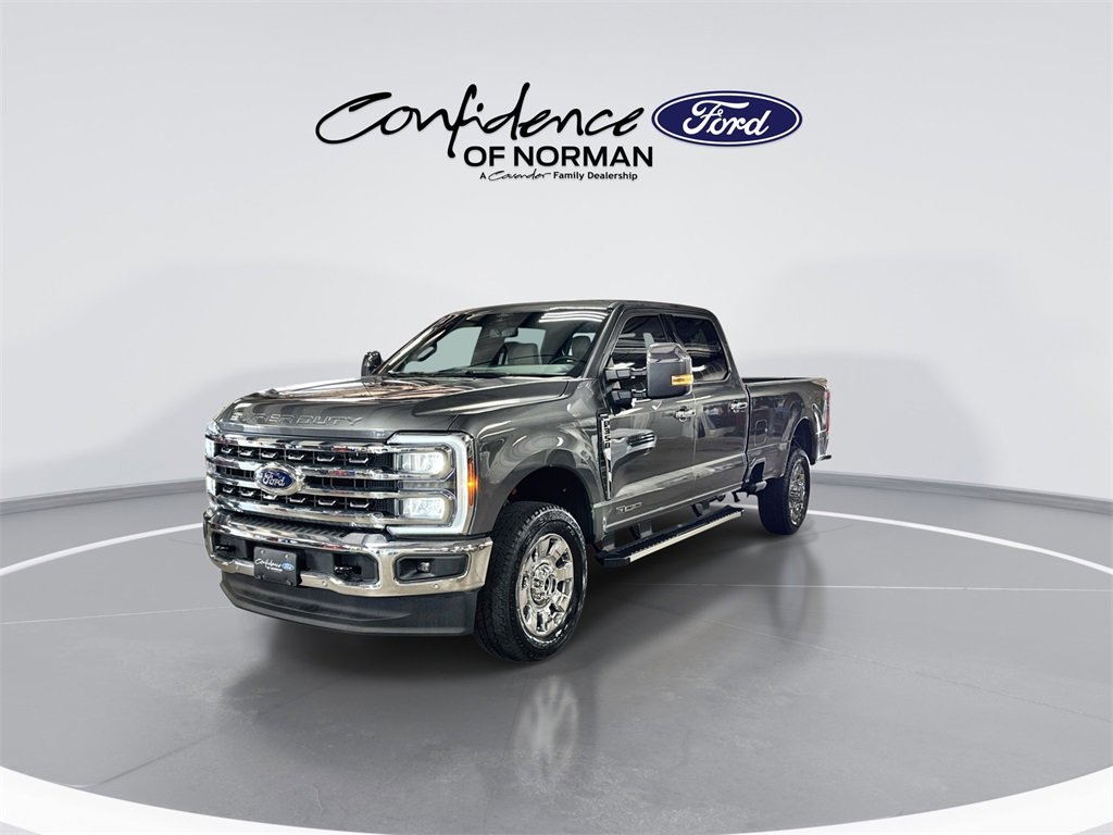New 2026 Ford F350 Lariat w/ Lariat Premium Package image 3