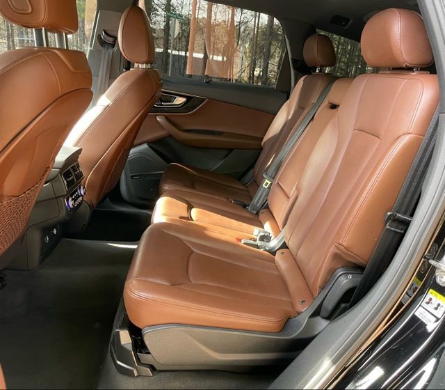 Used 2019 Audi Q7 3.0T Premium Plus w/ Premium Plus Package image 15