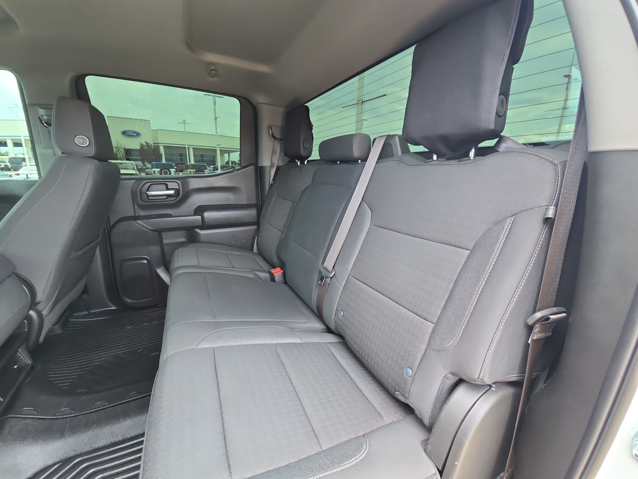 Used 2023 Chevrolet Silverado 1500 Custom Trail Boss AWD/4WD image 27