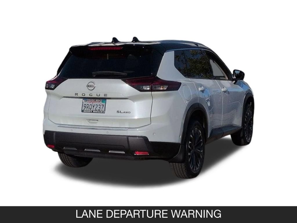 Certified 2025 Nissan Rogue SL w/ Tech Package AWD/4WD image 10