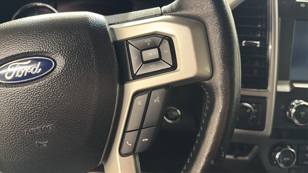 Used 2019 Ford F350 Lariat w/ Lariat Ultimate Package AWD/4WD image 16