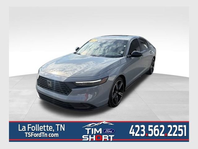 Used 2025 Honda Accord Sport image 1