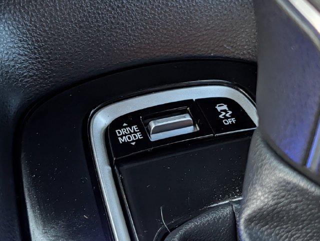 Used 2026 Toyota Corolla SE FWD image 17