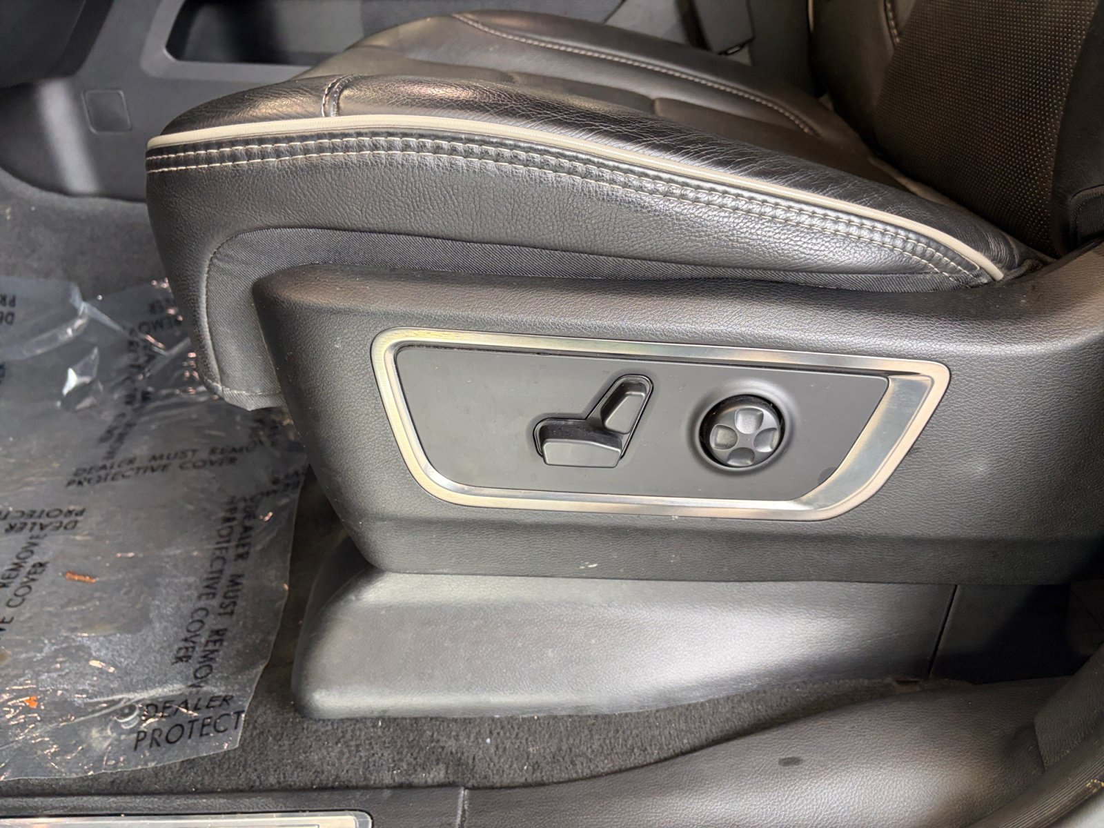 Used 2020 RAM 1500 Limited AWD/4WD image 15