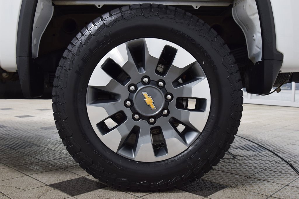 Used 2024 Chevrolet Silverado 2500 Custom w/ Custom Value Package image 29