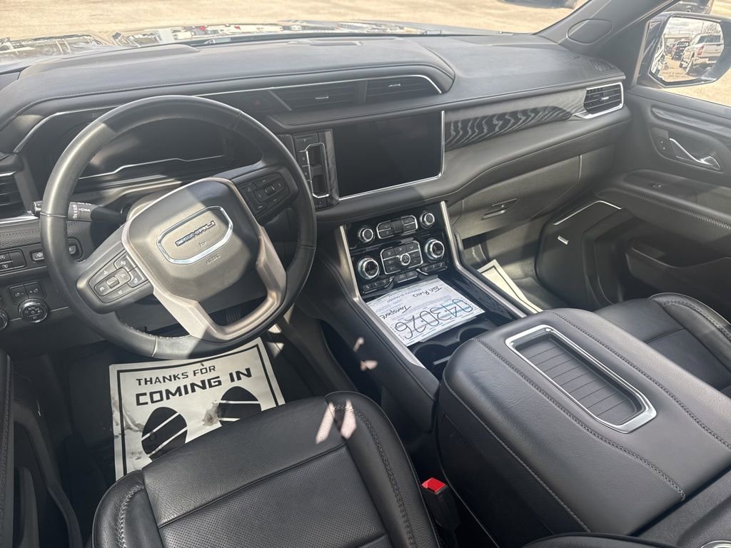 Used 2023 GMC Yukon Denali image 14
