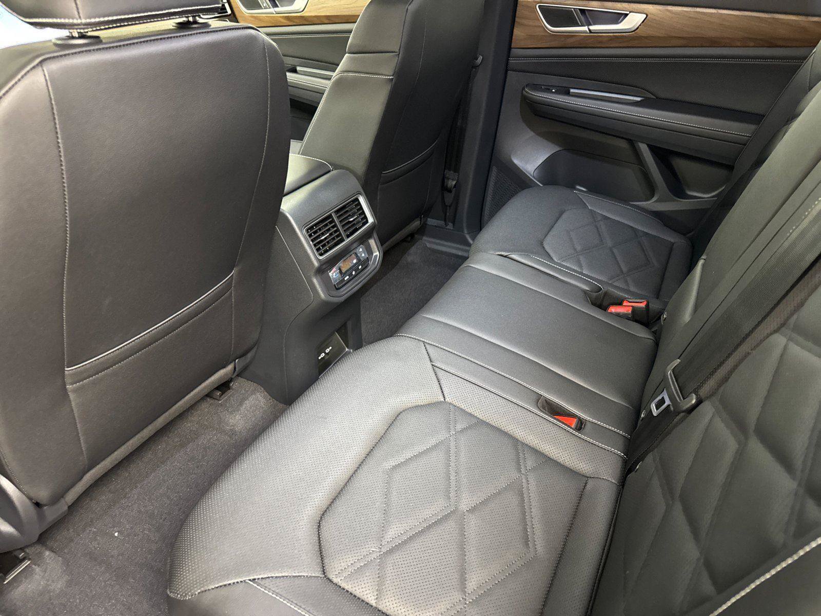 New 2026 Volkswagen Atlas SE AWD/4WD image 11