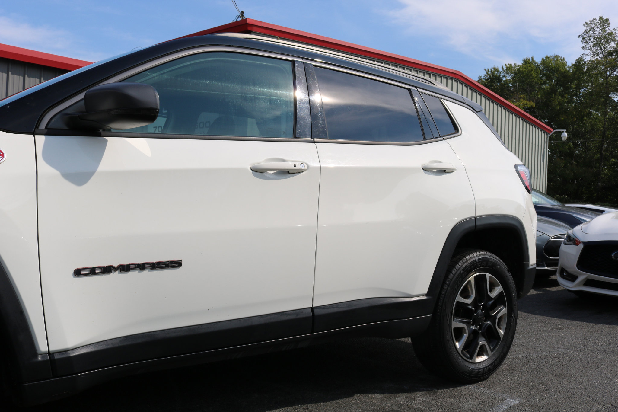 Used 2017 Jeep Compass Trailhawk w/ Leather Interior Group image 8