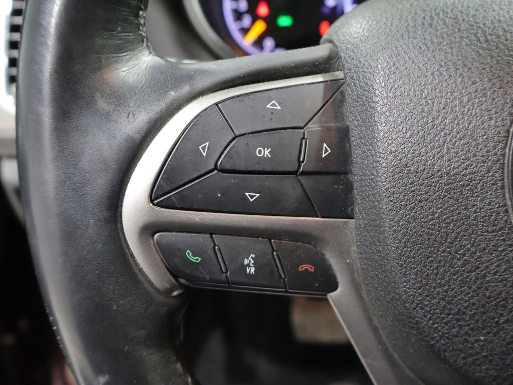 Used 2018 Jeep Grand Cherokee Altitude AWD/4WD image 40