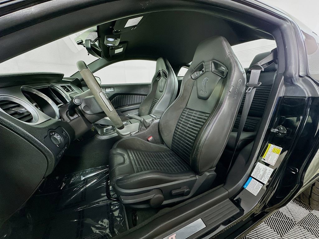 Used 2013 Ford Mustang Shelby GT500 image 23