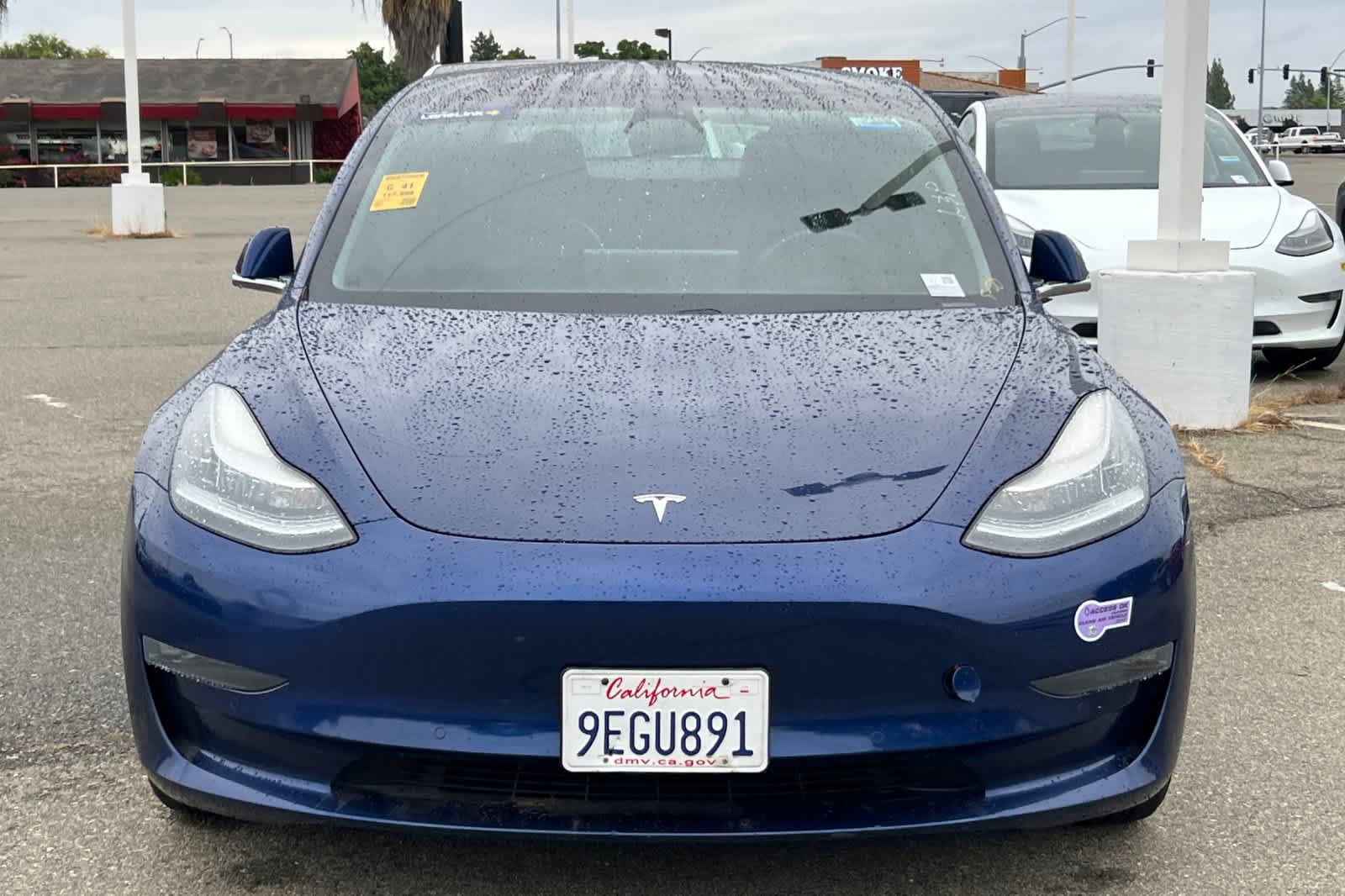 Used 2019 Tesla Model 3 Standard Range RWD video 2