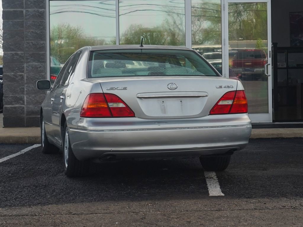 Used 2002 Lexus LS 430 image 4