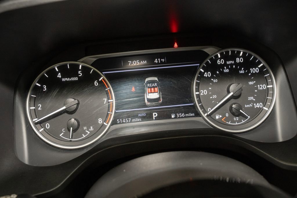 Used 2023 Nissan Rogue SV image 16