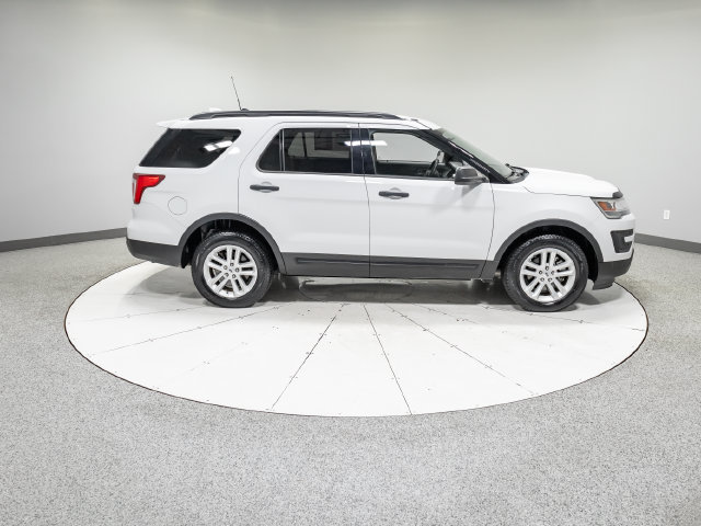 Used 2017 Ford Explorer 4WD image 6
