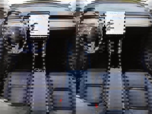 Used 2020 Tesla Model Y Long Range image 11