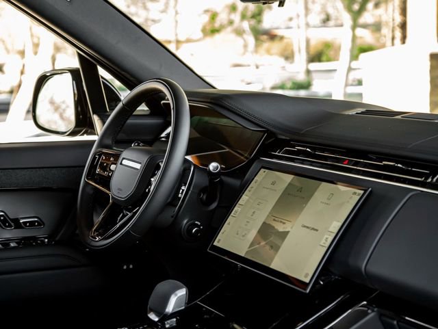 New 2025 Land Rover Range Rover Sport Dynamic SE image 30