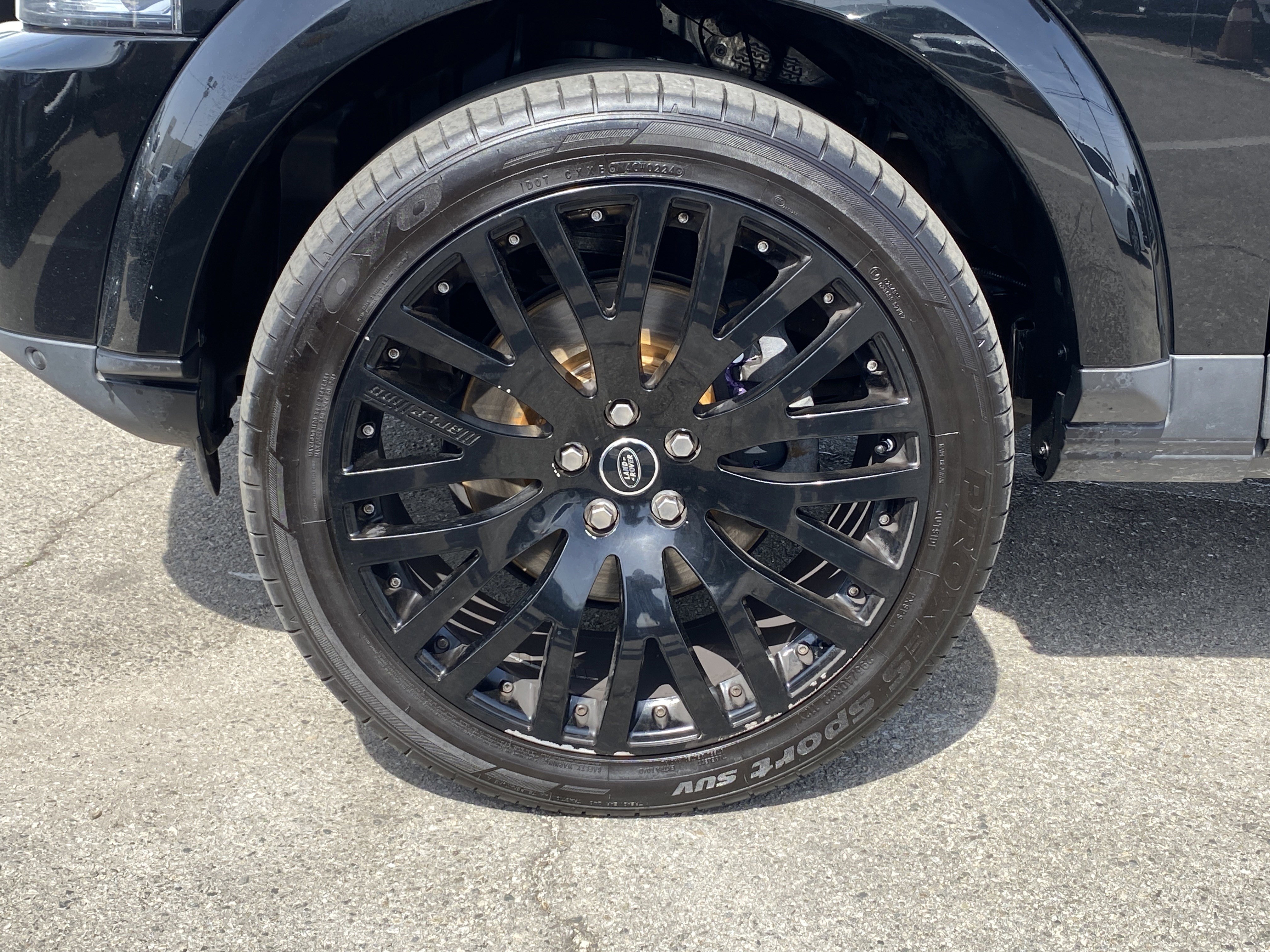 Used 2014 Land Rover LR4 HSE image 32