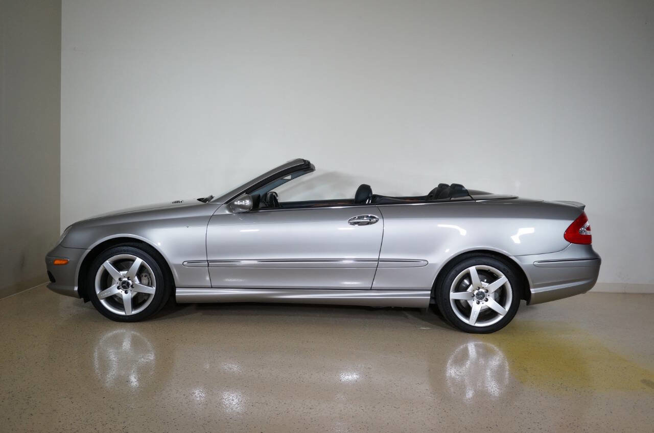 Used 2005 Mercedes-Benz CLK 500 Cabriolet image 3