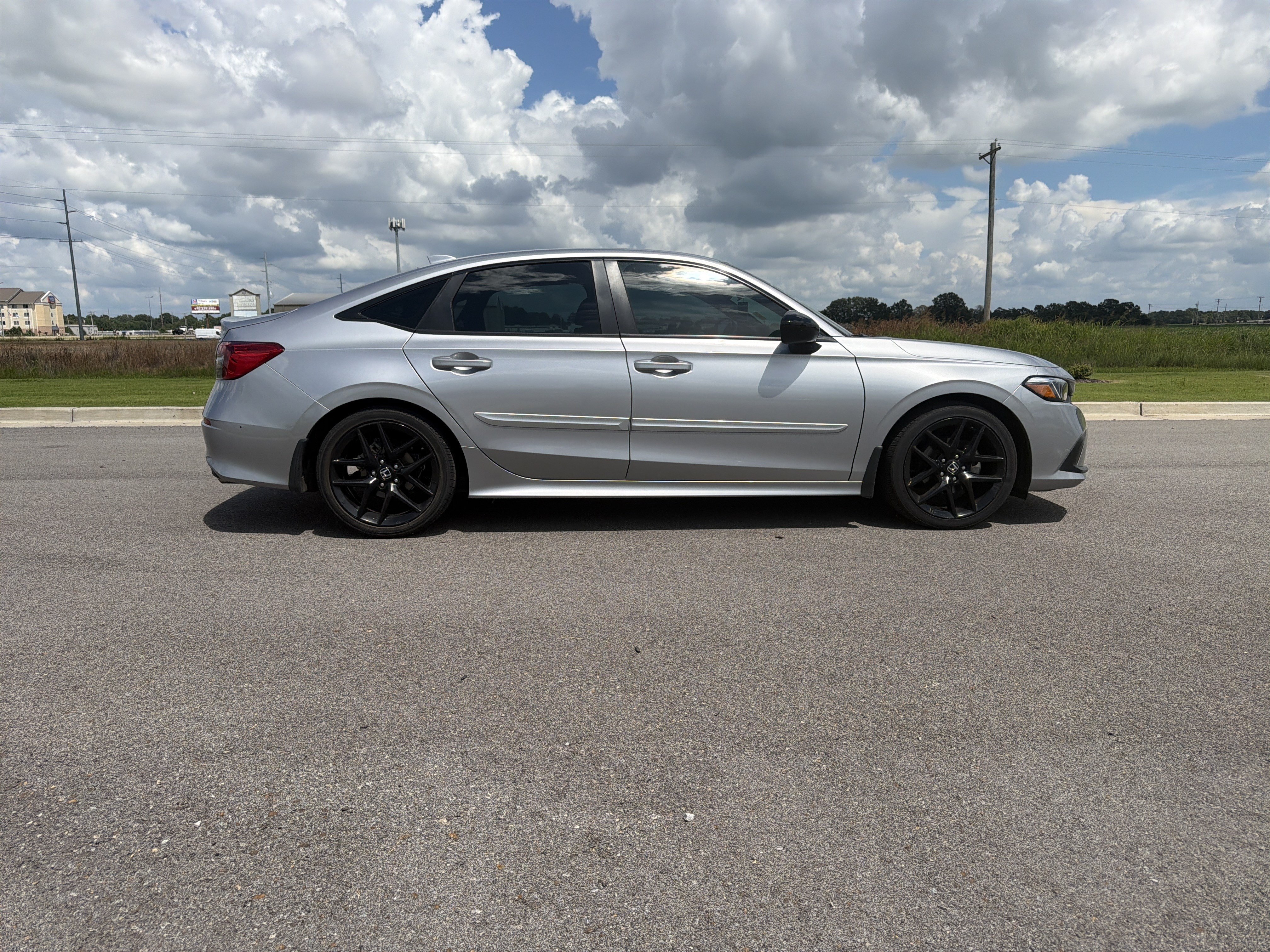 Used 2022 Honda Civic Sport image 6