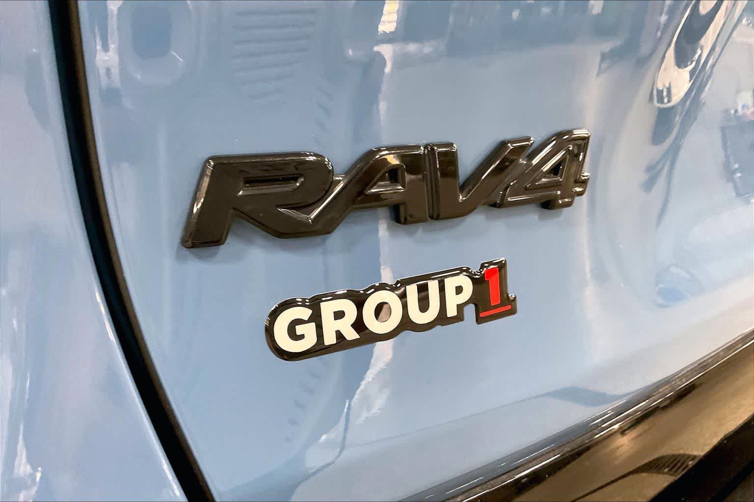 Used 2023 Toyota RAV4 XSE AWD/4WD image 31