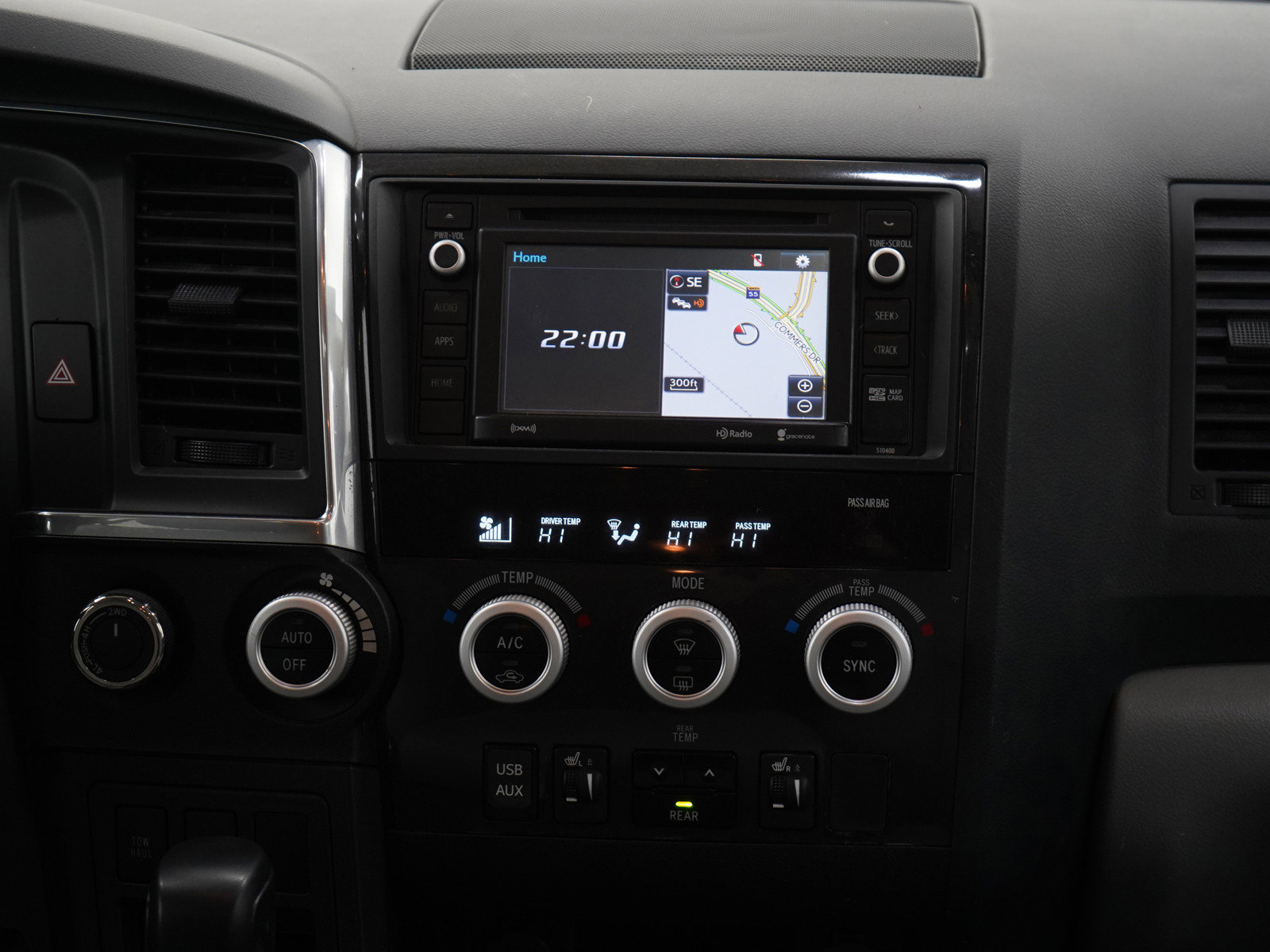 Used 2019 Toyota Sequoia SR5 image 17