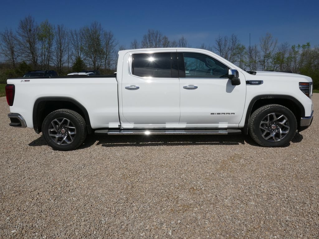 New 2026 GMC Sierra 1500 SLT w/ SLT Premium Plus Package AWD/4WD image 3