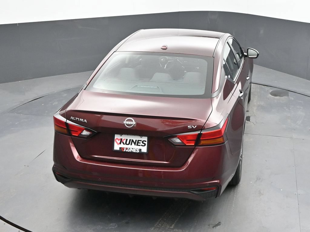 Used 2024 Nissan Altima 2.5 SV FWD image 31