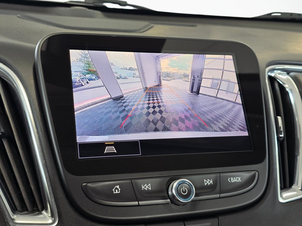 Used 2024 Chevrolet Malibu LT FWD image 27
