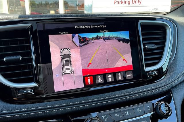 New 2025 Chrysler Pacifica Select AWD/4WD image 48