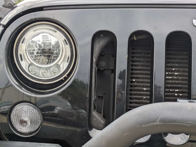 Used 2017 Jeep Wrangler Unlimited Sport w/ Quick Order Package 24S AWD/4WD image 11