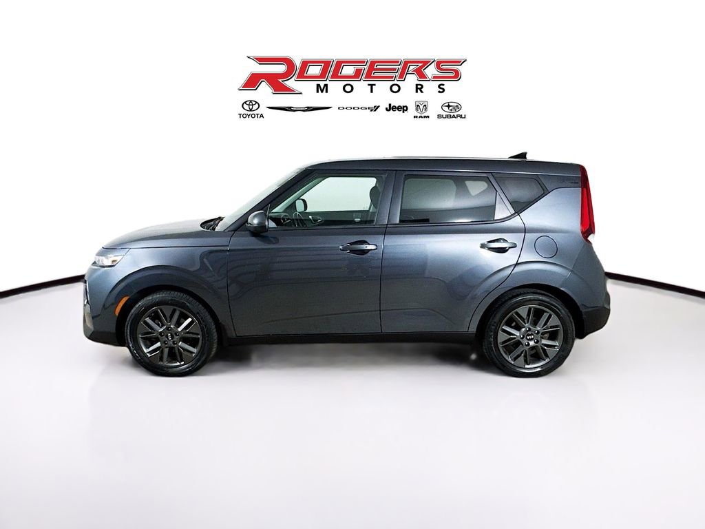 Used 2021 Kia Soul EX FWD image 4
